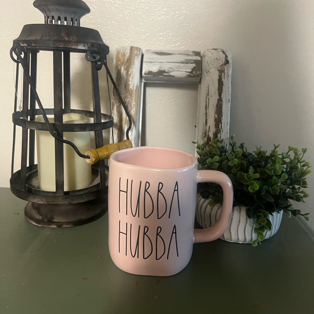 HUBBA HUBBA RAE DUN MUG